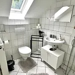 Haus Am Wald Mit Whirlpool, Garten, Kamin Und Voll Ausgestatteter Kueche * 슈톨베르크