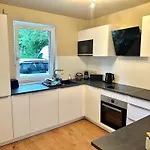 Haus Am Wald Mit Whirlpool, Garten, Kamin Und Voll Ausgestatteter Kueche 슈톨베르크