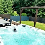 Haus Am Wald Mit Whirlpool, Garten, Kamin Und Voll Ausgestatteter Kueche 펜션 슈톨베르크