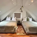 Haus Am Wald Mit Whirlpool, Garten, Kamin Und Voll Ausgestatteter Kueche * 슈톨베르크