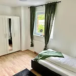 Haus Am Wald Mit Whirlpool, Garten, Kamin Und Voll Ausgestatteter Kueche