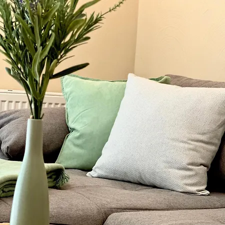 Haus Am Wald Mit Whirlpool, Garten, Kamin Und Voll Ausgestatteter Kueche Stolberg (Rhineland)