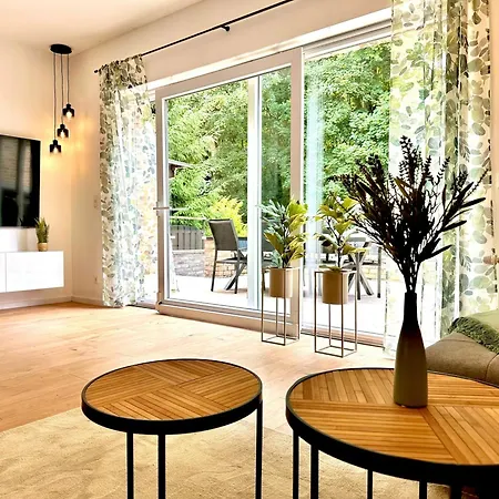 Haus Am Wald Mit Whirlpool, Garten, Kamin Und Voll Ausgestatteter Kueche * 슈톨베르크
