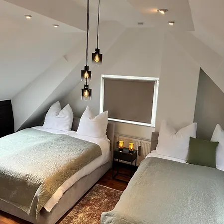 Haus Am Wald Mit Whirlpool, Garten, Kamin Und Voll Ausgestatteter Kueche Prázdninový dům