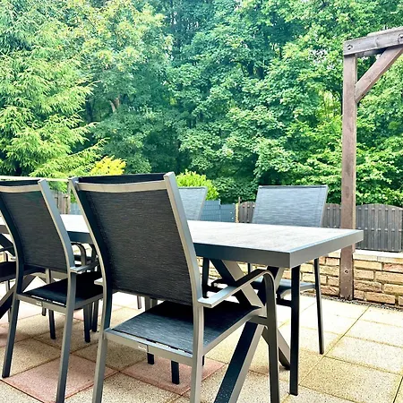 Prázdninový dům Haus Am Wald Mit Whirlpool, Garten, Kamin Und Voll Ausgestatteter Kueche Stolberg (Rhineland)