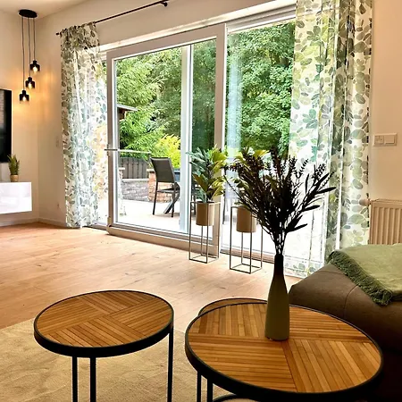 Haus Am Wald Mit Whirlpool, Garten, Kamin Und Voll Ausgestatteter Kueche *