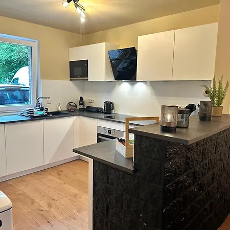 Haus Am Wald Mit Whirlpool, Garten, Kamin Und Voll Ausgestatteter Kueche * Stolberg (Rhineland)