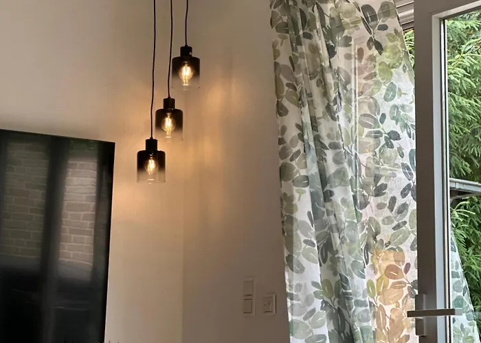 Feriehus Haus Am Wald Mit Whirlpool, Garten, Kamin Und Voll Ausgestatteter Kueche Stolberg (Rhineland)