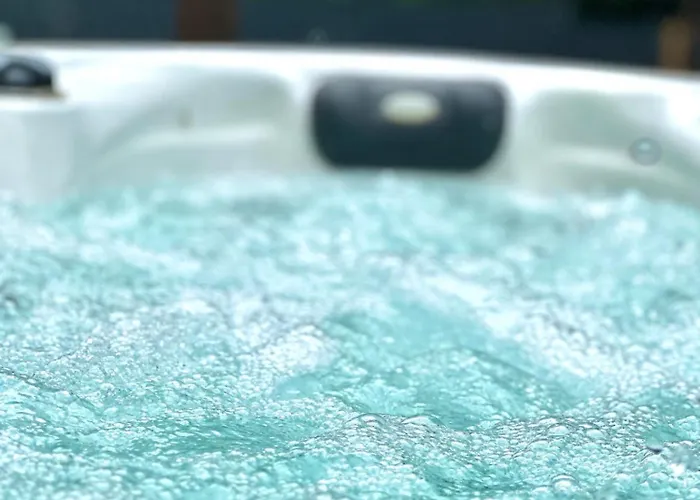 Haus Am Wald Mit Whirlpool, Garten, Kamin Und Voll Ausgestatteter Kueche Feriehus Stolberg (Rhineland)