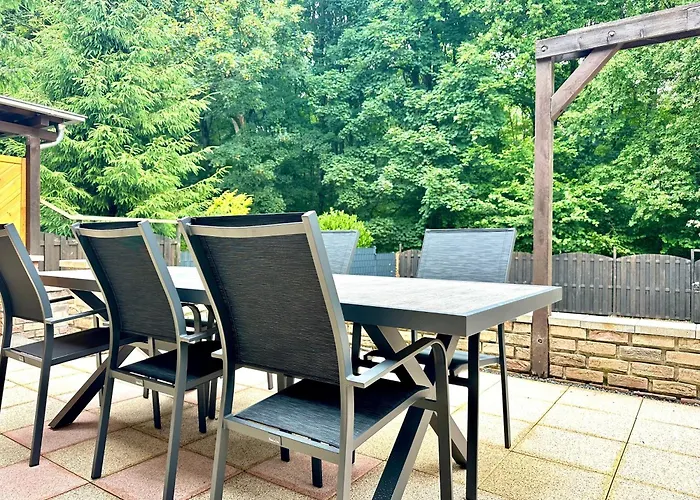 Feriehus Haus Am Wald Mit Whirlpool, Garten, Kamin Und Voll Ausgestatteter Kueche Stolberg (Rhineland)