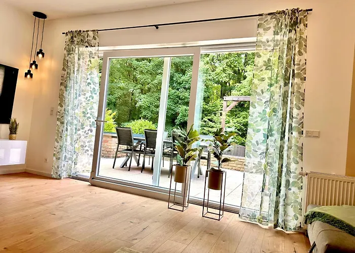 Haus Am Wald Mit Whirlpool, Garten, Kamin Und Voll Ausgestatteter Kueche Stolberg (Rhineland)