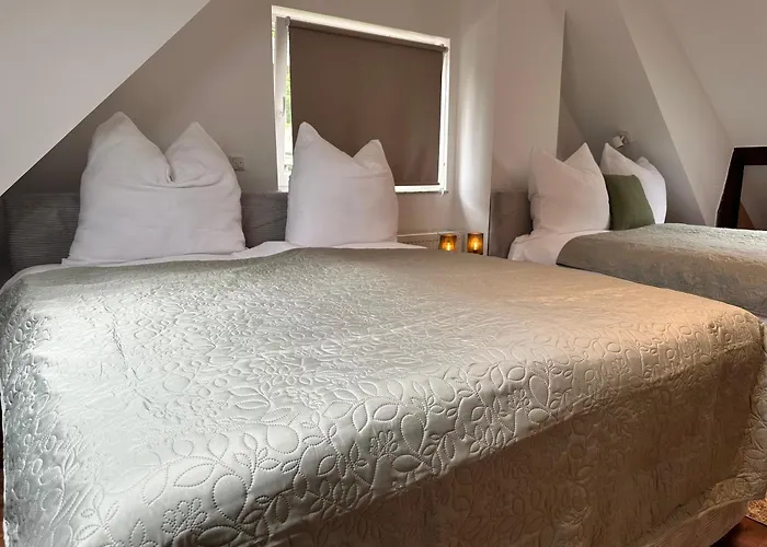 Feriehus Haus Am Wald Mit Whirlpool, Garten, Kamin Und Voll Ausgestatteter Kueche Stolberg (Rhineland)