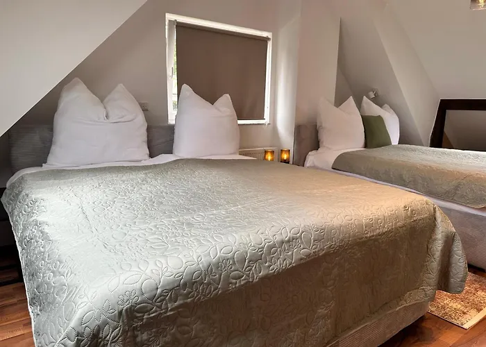 Haus Am Wald Mit Whirlpool, Garten, Kamin Und Voll Ausgestatteter Kueche Stolberg (Rhineland)