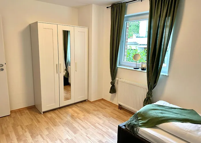 Haus Am Wald Mit Whirlpool, Garten, Kamin Und Voll Ausgestatteter Kueche Feriehus *