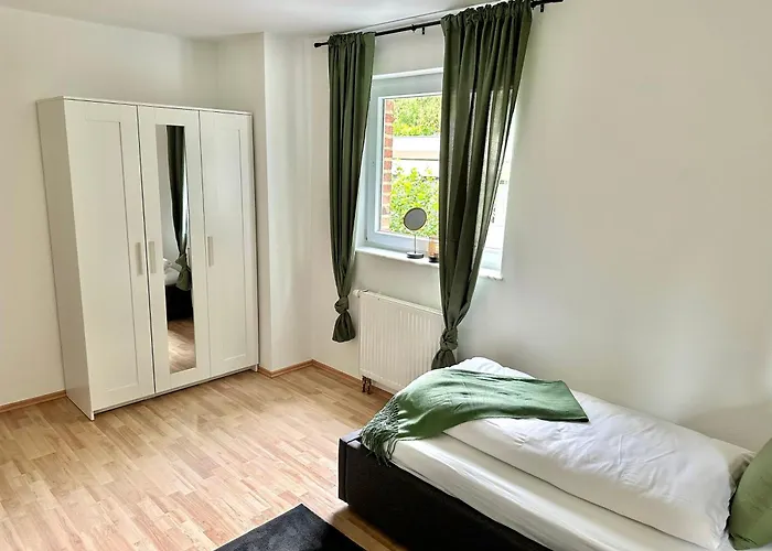 Haus Am Wald Mit Whirlpool, Garten, Kamin Und Voll Ausgestatteter Kueche