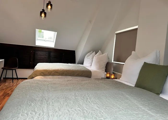 Haus Am Wald Mit Whirlpool, Garten, Kamin Und Voll Ausgestatteter Kueche Feriehus Stolberg (Rhineland)