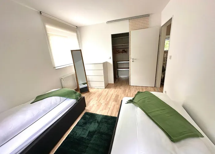 Feriehus Haus Am Wald Mit Whirlpool, Garten, Kamin Und Voll Ausgestatteter Kueche *